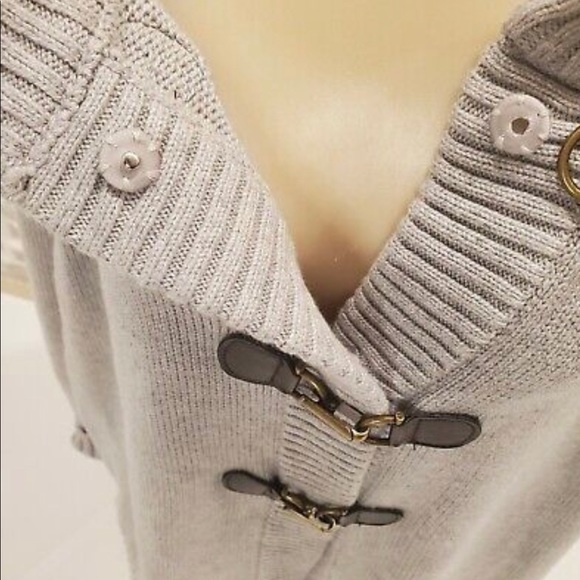 Banana Republic Buckle Sweater Cape - Picture 4 of 5